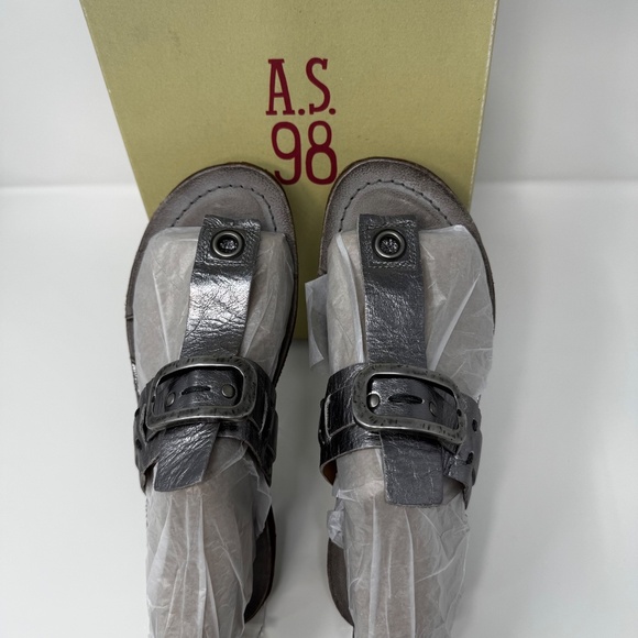 A.S.98 Italian Leather Sandals – Metallic Silver Buckle Thong – Rare - Picture 8 of 15